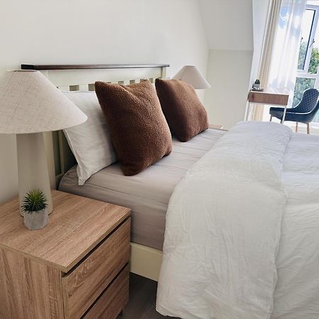 King Room With Ensuite In Dublin クロンドーキン エクステリア 写真